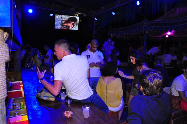Night Beach Party @ Edde Sands